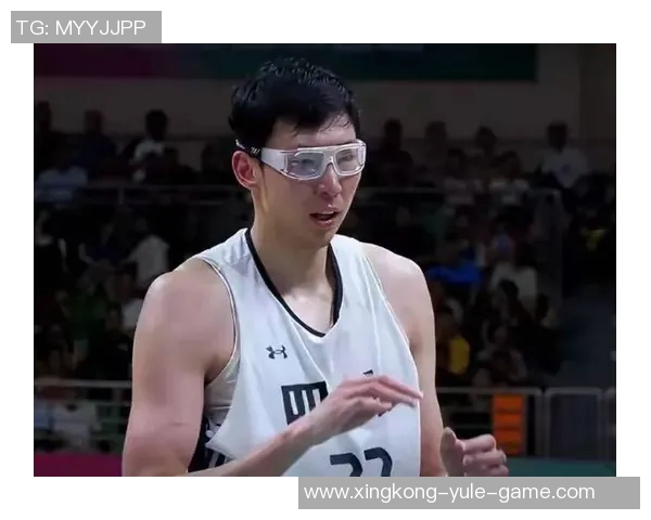 周琦轻松表现仅用7分钟高效拿下9分2板1断下半场未再出战 周琦轻松表现仅用7分钟高效拿下9分2板1断下半场未再出战